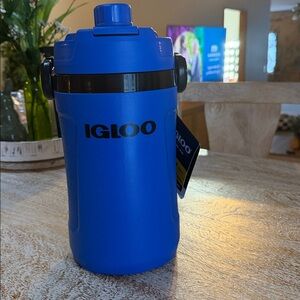 IGLOO JUG